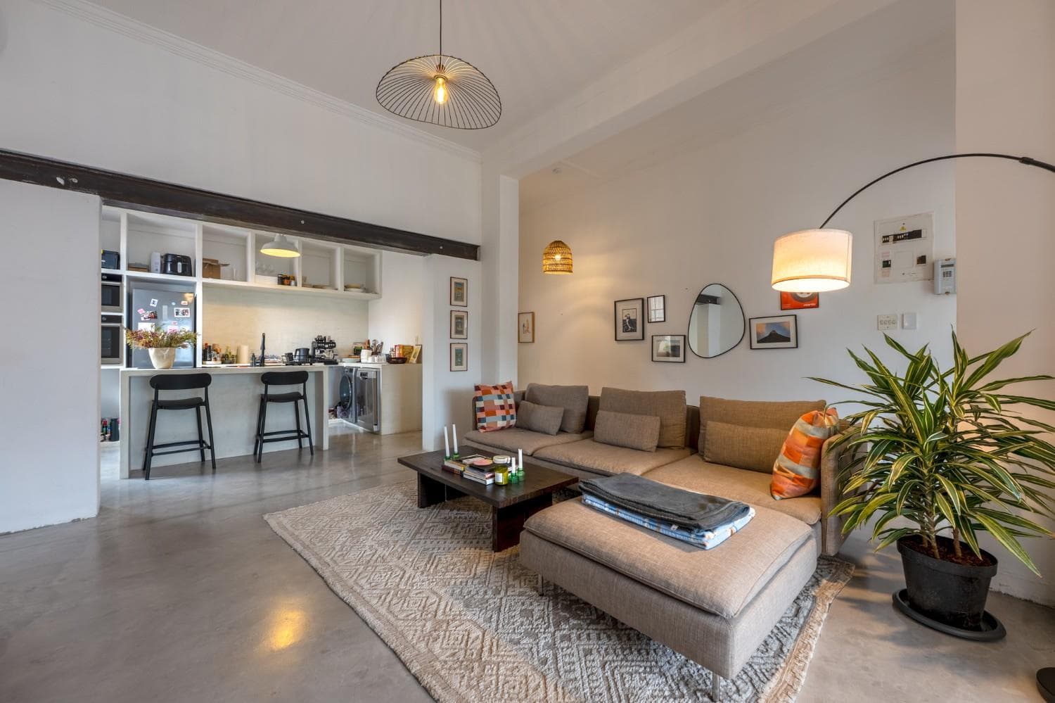 3 Bedroom Apartment in Sea Point